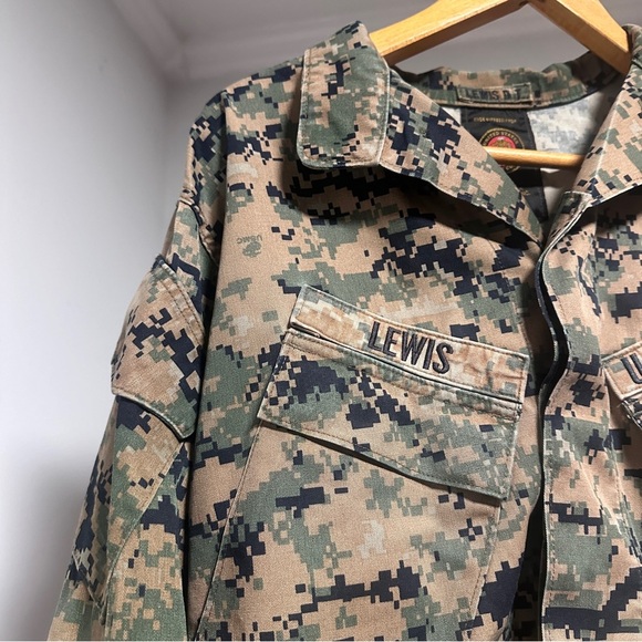 U.S. Marine Corps USMC MARPAT Digital Combat Jacket Woodland Size Medium Regular - Picture 5 of 16